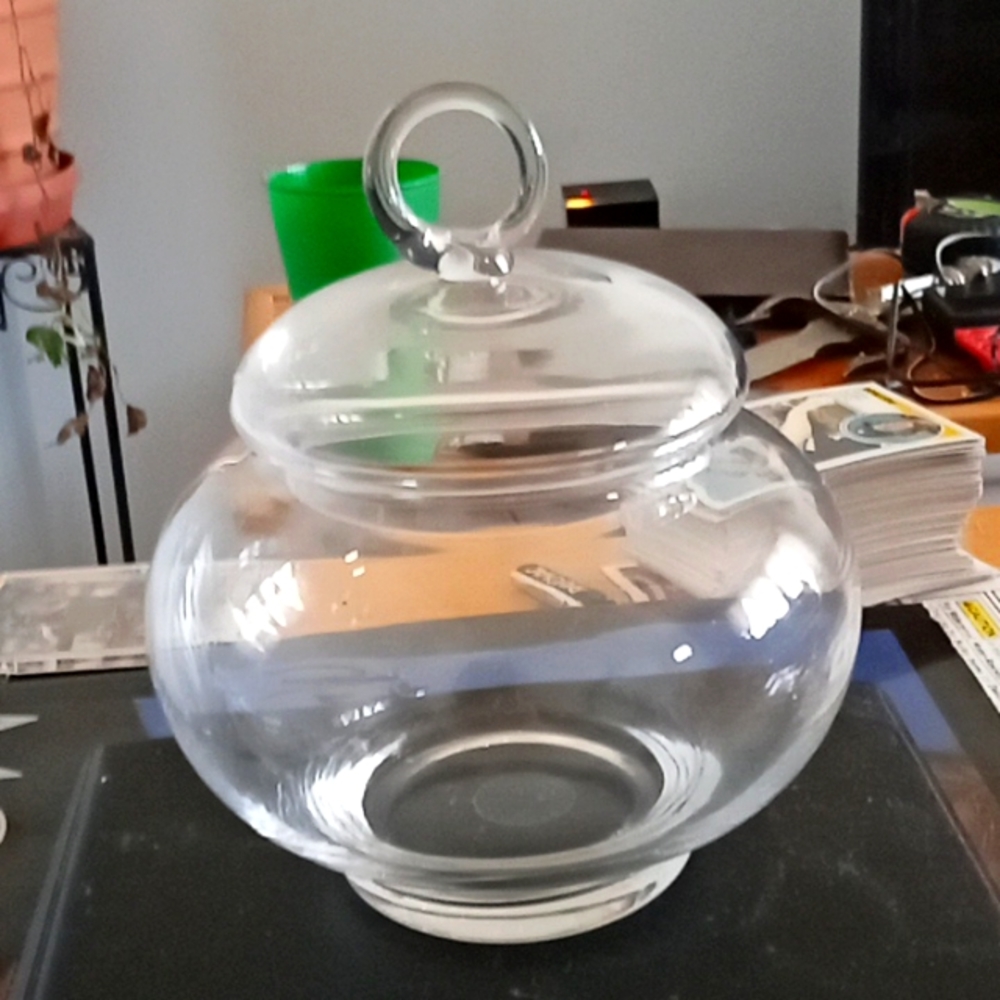 A Lenox Crystal Lidded Candy Dish.